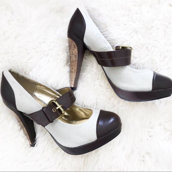 Charles David Shoes - Charles Charles David strapped pumps